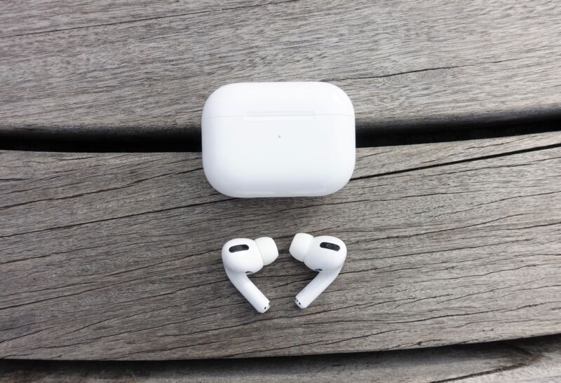 Audio Brilliance Unleashed Earbuds That Eclipse AirPods