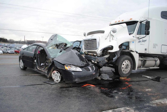 Legal Aspects of Overland Park Truck Accidents: Know Your Rights