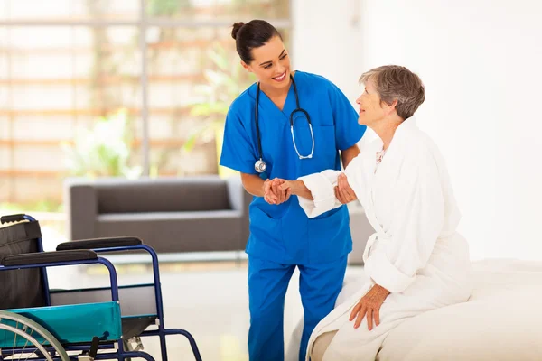 Servicios de Enfermería: Calidad y Cercanía en el Cuidado