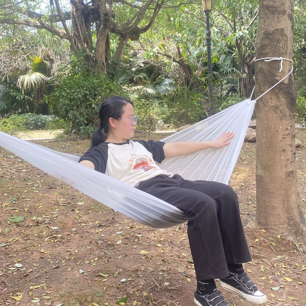 เปลญวนเข้ารหัสแกว่งกลางแจ้งห้องนอนแบบพกพาผู้ใหญ่ขี้เกียจต่อต้านโรลโอเวอร์คู่เด็กเดี่ยวนักเรียนผู้ใหญ่