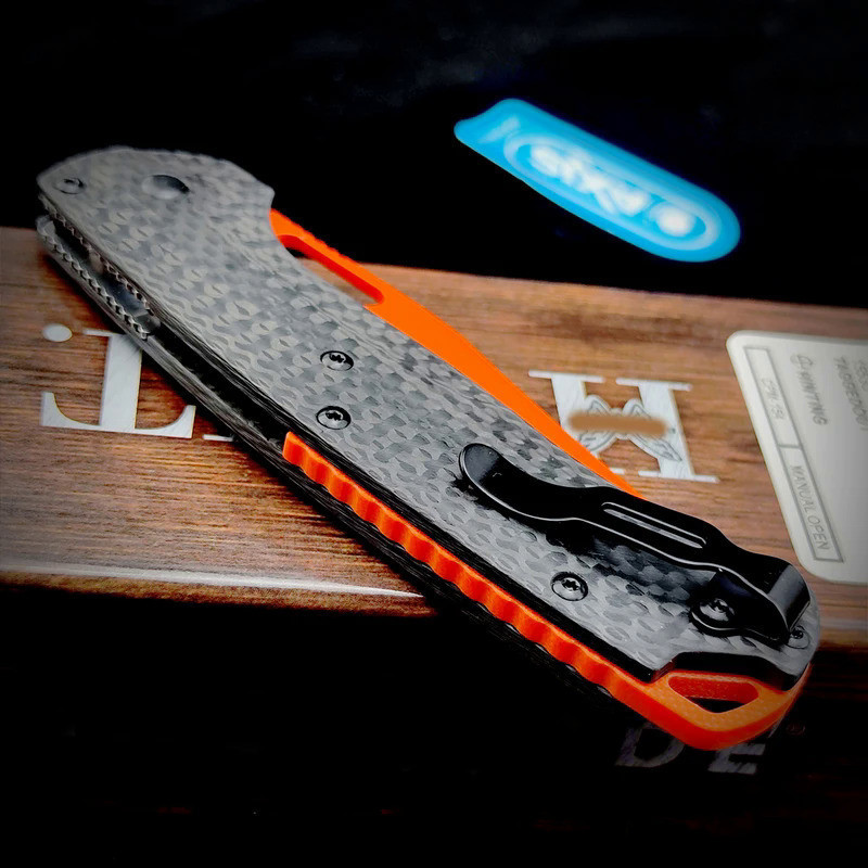 BM Knives TAGGEDOUT Carbon Fiber 15535 Hunting Series Folding Blade Knife BENCH CPM154 MADE EDC Self Defense Pocketkniv