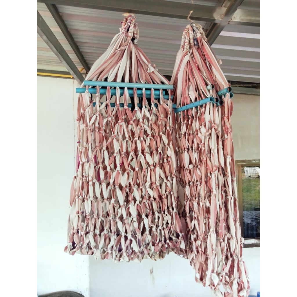 เปลญวน เปลผ้าถักมือ ท่อพีวีซี รับน้ำหนักได้ดี แข็งแรงทนทานไม่ขาดง่าย ยาวเมตร902เมตร