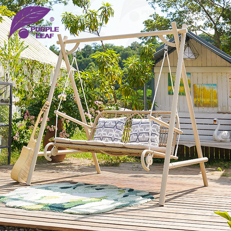 Swing แขวนเก้าอี้ลานกลางแจ้ง Swing กลางแจ้งเปลญวนคู่ขนาดเล็ก Courtyard Influencer Garden B B สนามหญ้า Swing เก้าอี้