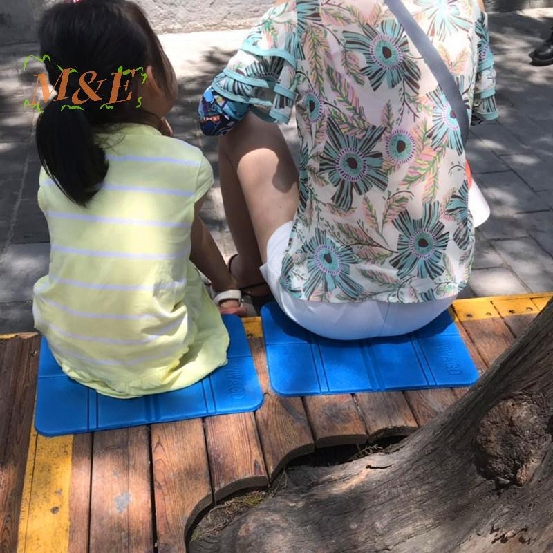 โฟมเอ็กซ์พีอี เบาะพับสำหรับชายหาดและตั้งแคมป์ พร้อมแผ่นปิกนิกกันน้า 10 สี