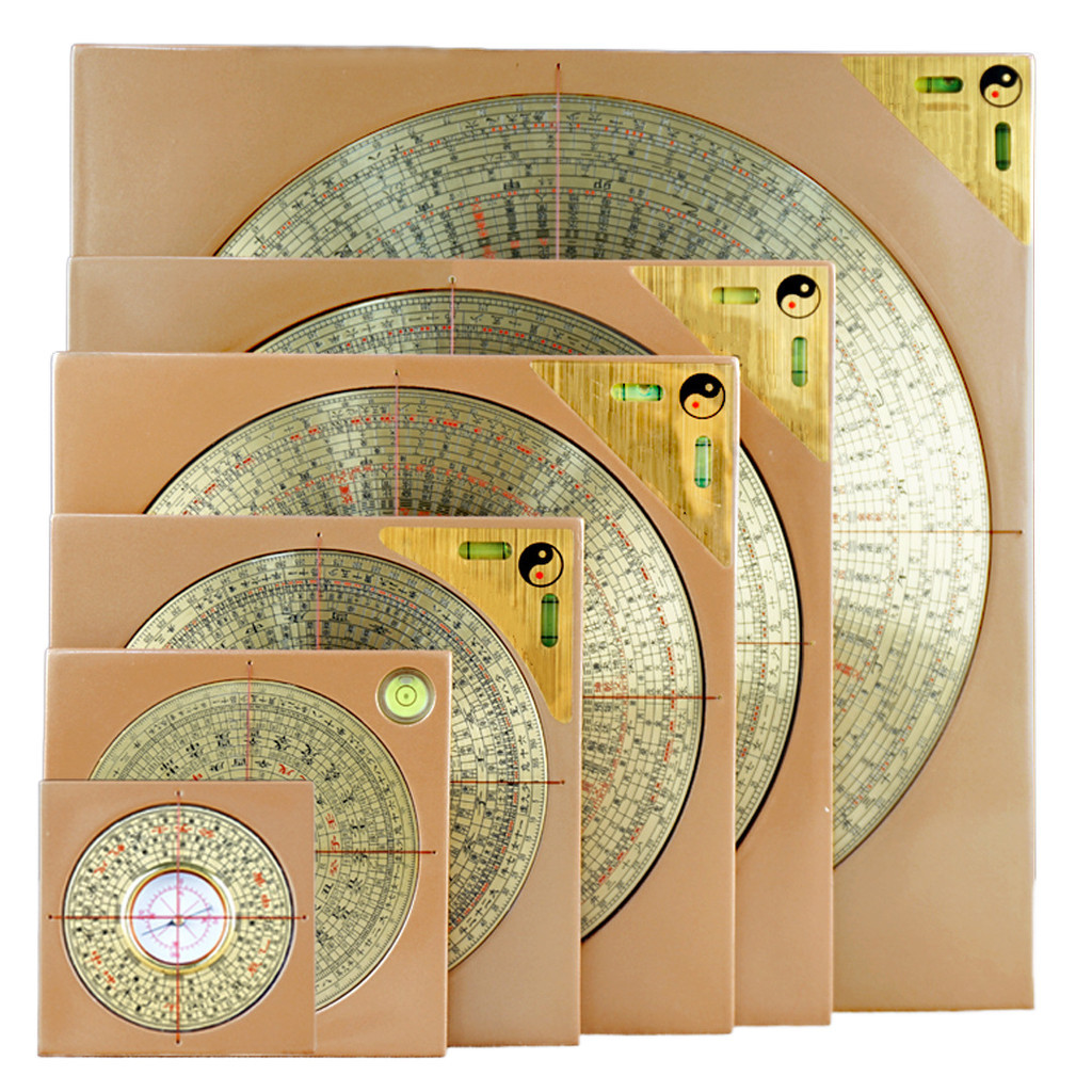 เครื่องประดับเข็มทิศ Fengshui ทองเหลือง Luopan เครื่องมือนรีเวช Harmony สามรอบ โฮมออฟฟิศ Lucky Decor ของขวัญ