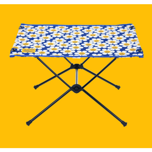 WIGGLE WIGGLE X HELINOX Table One Hard Top Smile We Love