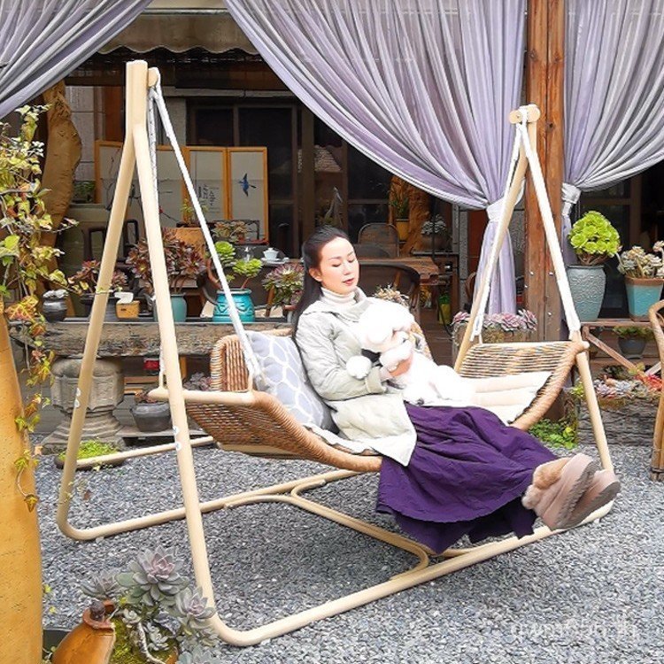เก้าอี้แขวนกลางแจ้งแบบสองที่นั่ง เหมาะสำหรับสวนในร่มและนอกบ้าน Swing CADT