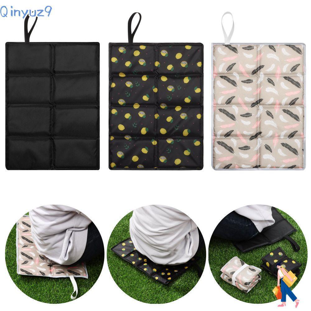 เสื่อน้ำหนักเบาที่สามารถพับได้ เหมาะสำหรับตั้งแคมป์และใช้นอกบ้าน พร้อมเบาะรองนั่งทำจากฟองน้ำ