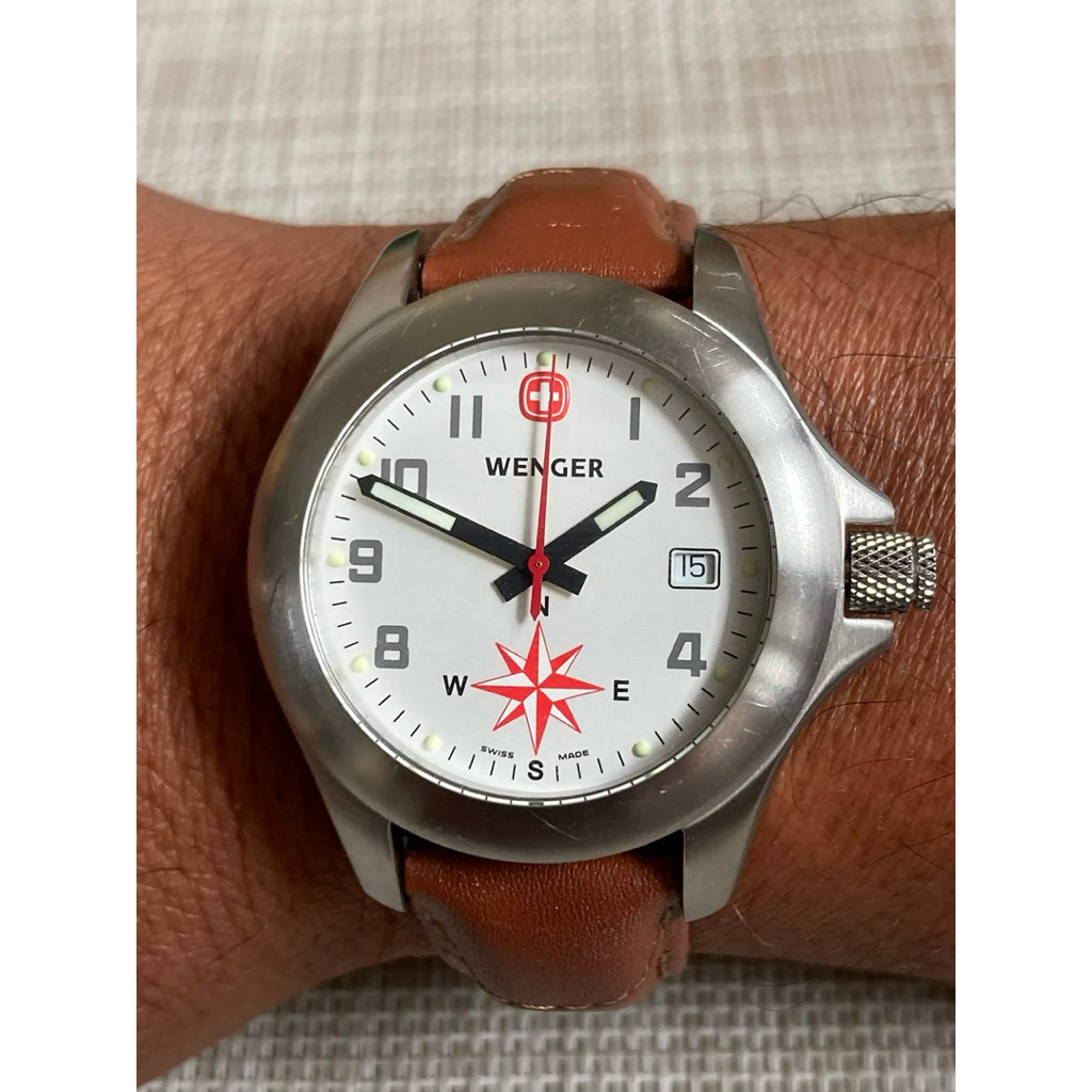 รุ่น Top สุดของแบรนละกับนาฬิกาทหารเดินป่าแบรนมีดพับดังของสวิสมีเข็มทิศในตัว Military Wenger Compass 7203X Swiss Made
