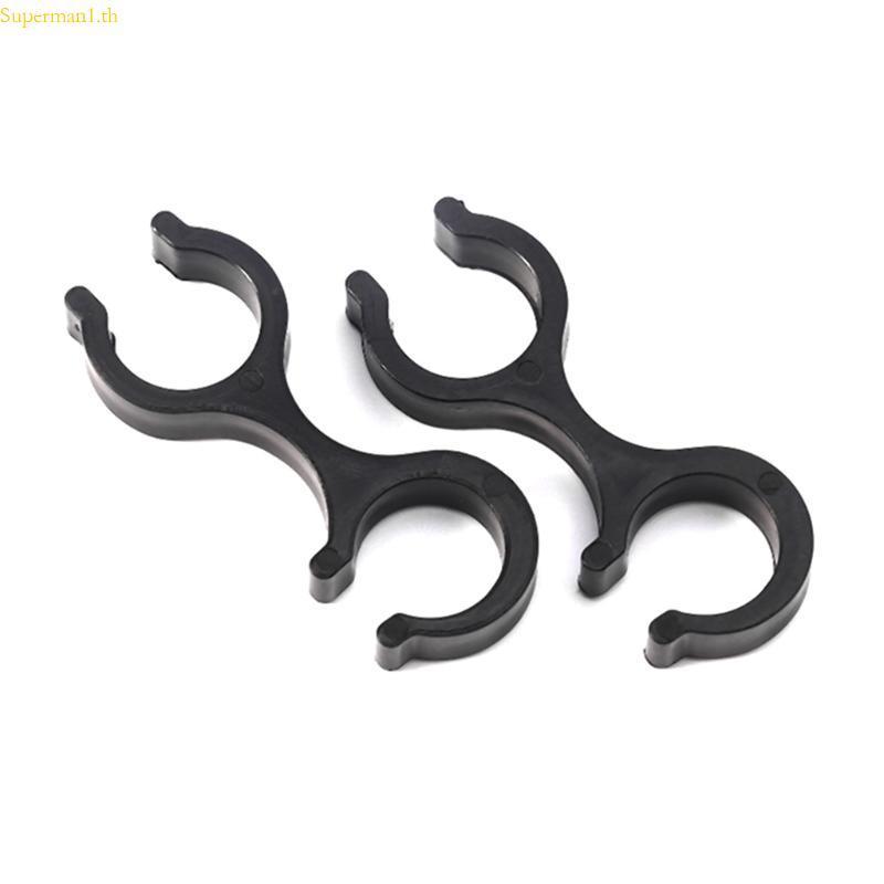 คลิบและคลัมป์ยึดไม้เดินป่า 2 ชิ้น สำหรับแทรค้ มียางและ buckle connector ใช้ได้สองข้าง เหมาะสำหรับการเดินป่ากลางแจ้ง