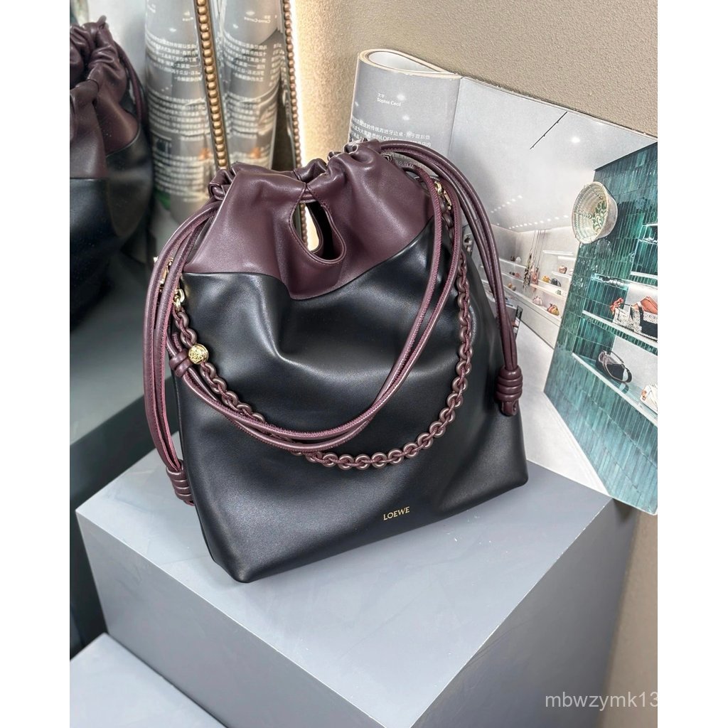 กระเป๋าถือ LOEWE Flamenco Size 3011538cm