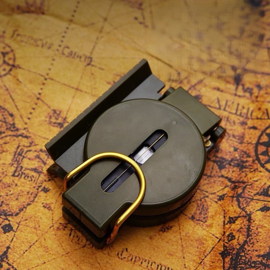 เข็มทิศแคมป์ปิ้งกลางแจ้งเข็มทิศพับมัลติฟังก์ชั่นสาหรับการสารวจการนาทาง L283